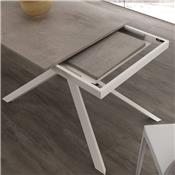 Table extensible effet béton avec pieds blanc ARISTIDE