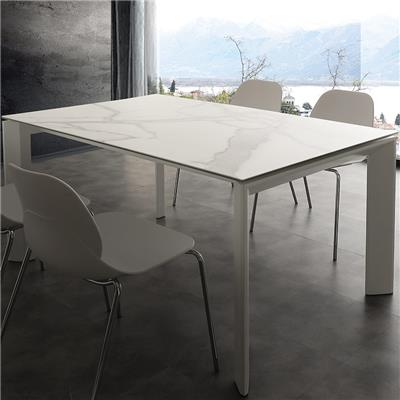 Table extensible en céramique effet marbre EVA